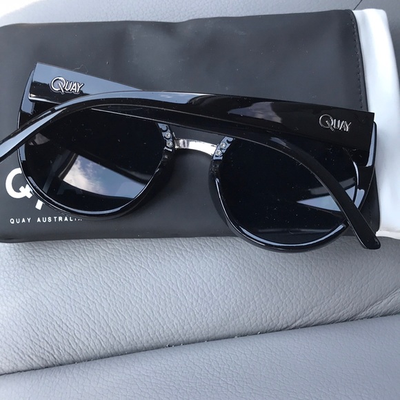 Quay Australia sunglasses - Picture 2 of 3